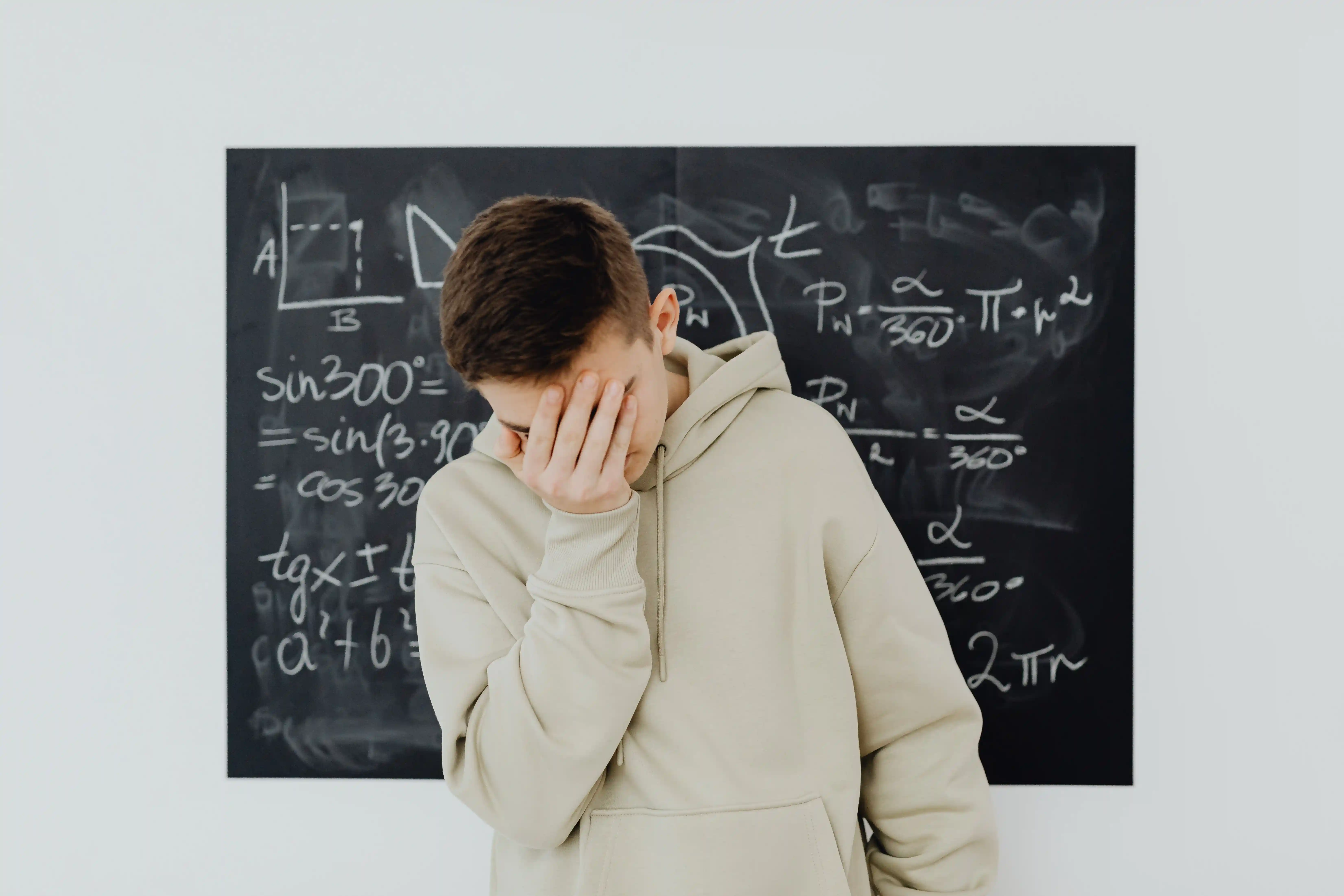 AI Skill 是什么？和 Prompt 有什么区别？从提示词到 AI 工作流的理解